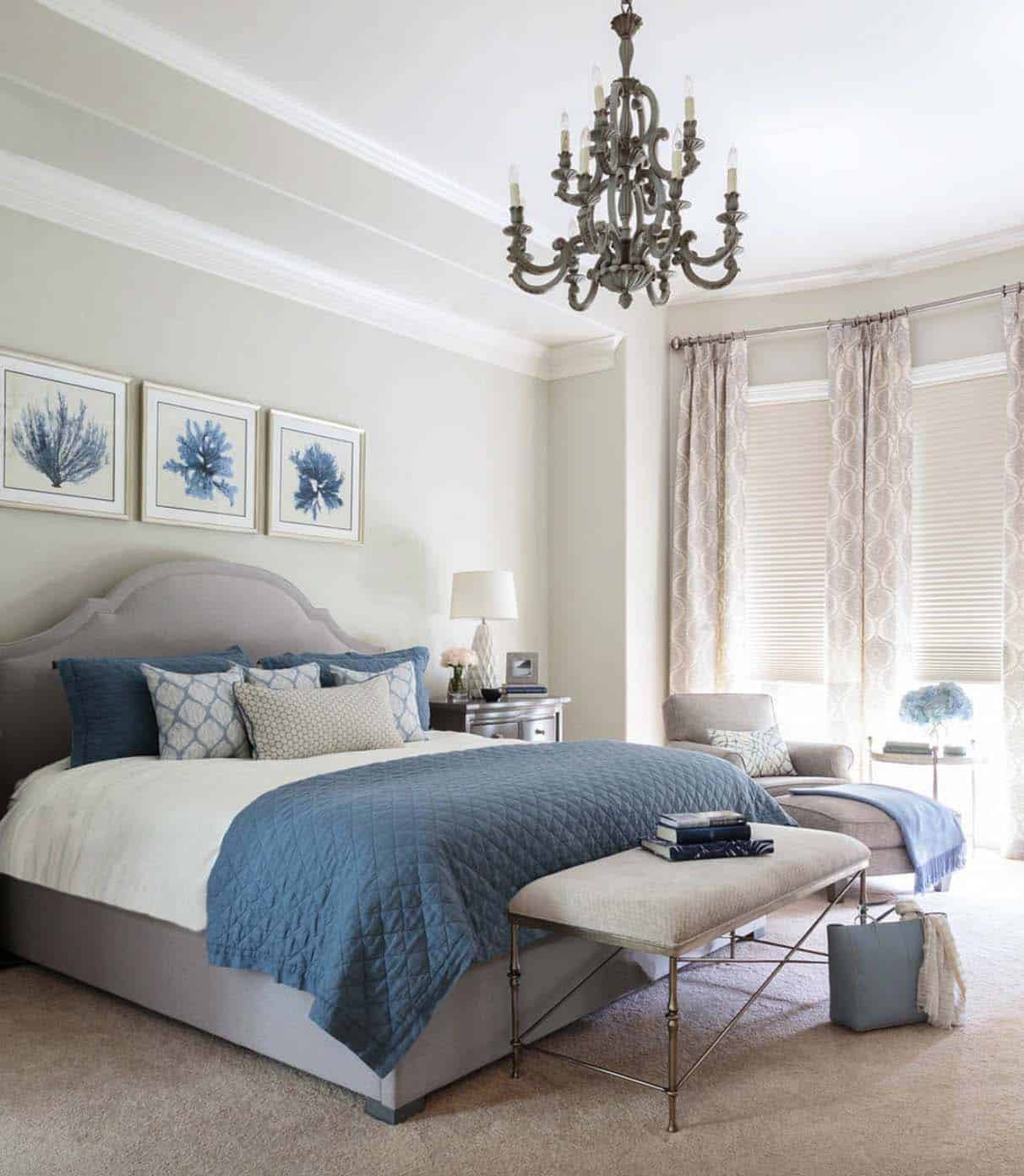 Master Bedroom Bedding Ideas
 20 Serene And Elegant Master Bedroom Decorating Ideas