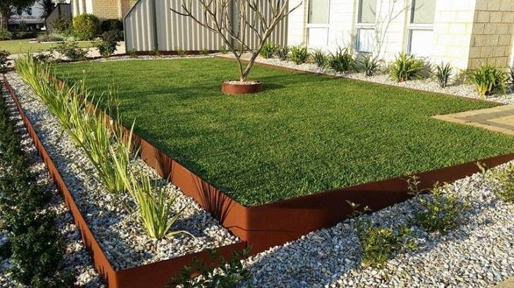 Metal Landscape Edging
 65 Lawn & Flowers Edging Ideas To Enhance Form Your Garden