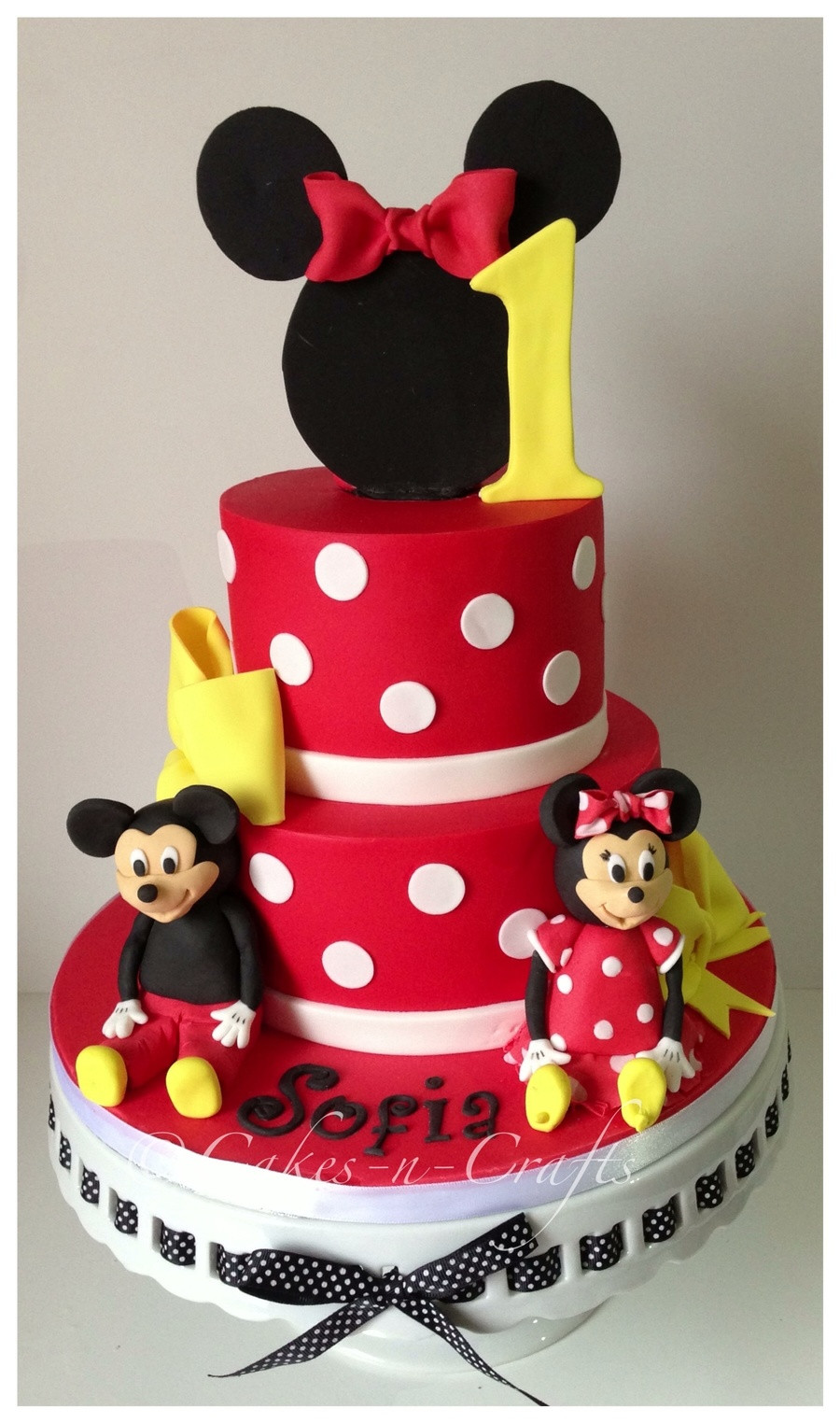 Mickey And Minnie Birthday Cake
 Minnie Mouse Tiered Cake With Edible Mickey And Minnie