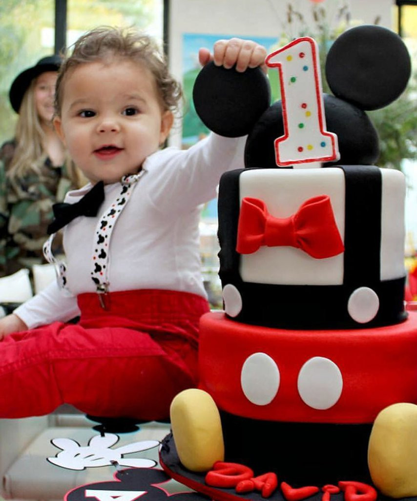 Mickey Mouse Birthday Party Ideas 1 Year Old
 Mickey Mouse First Birthday Party Outfit Boy With Red