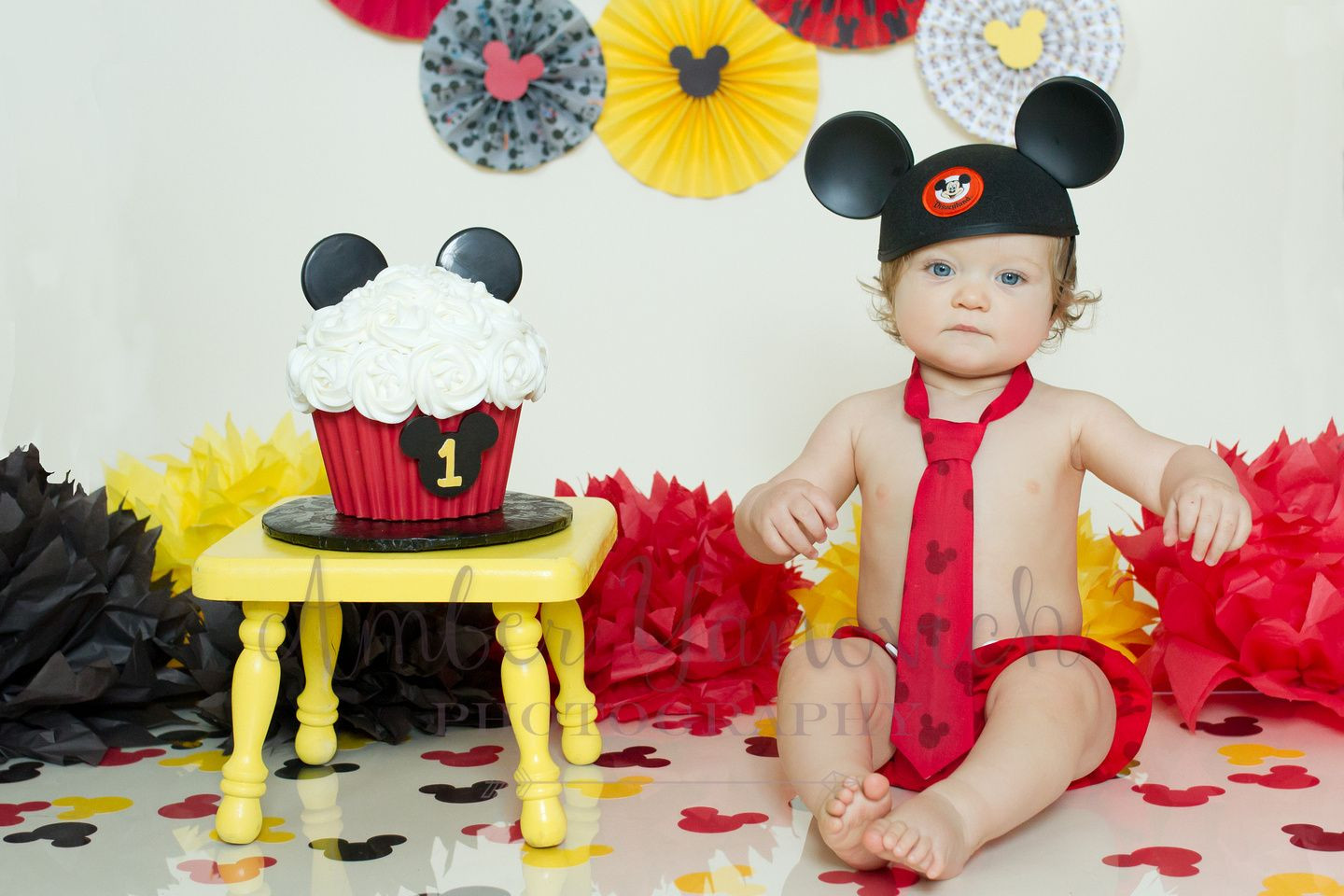 Mickey Mouse Birthday Party Ideas 1 Year Old
 e Year Old Mickey Mouse Theme Cake Smash Party Session
