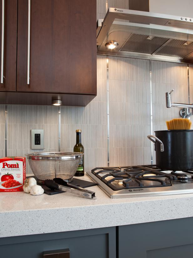 Mid Century Modern Kitchen Backsplash
 Thick Quartz Countertops and Vertical Backsplash