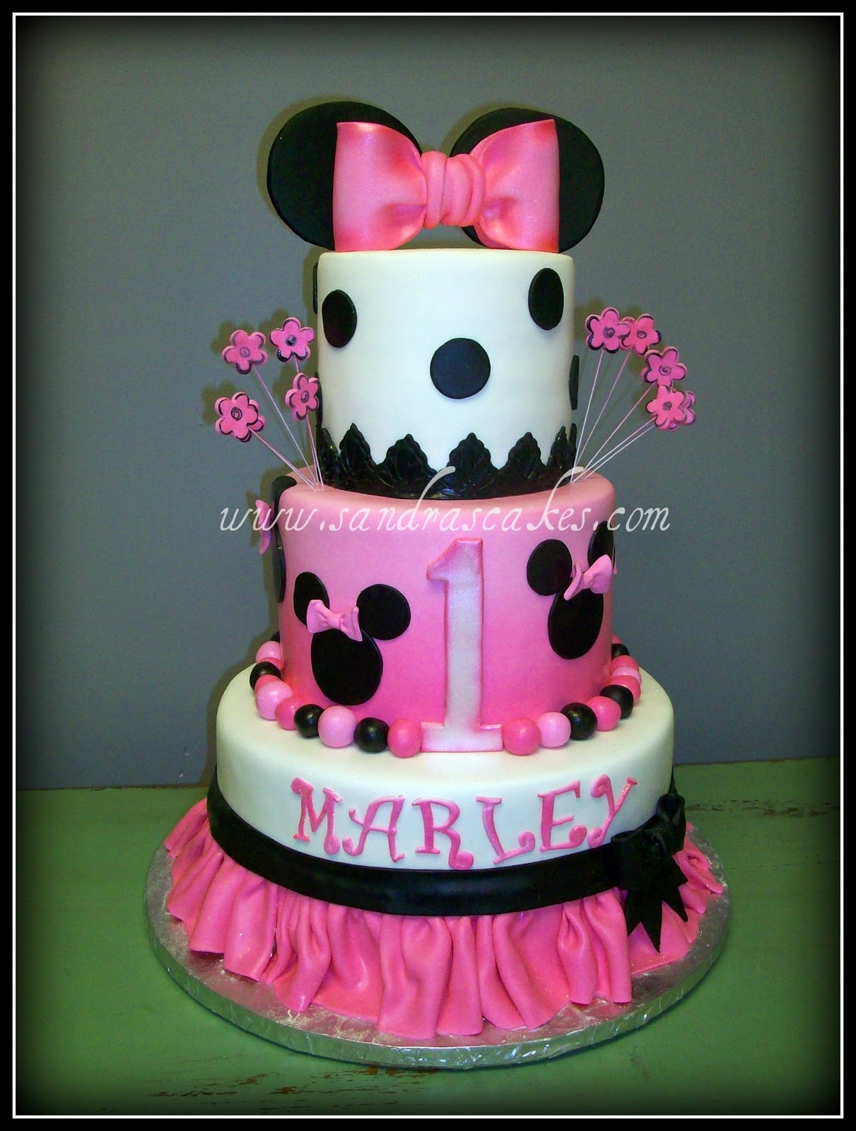 Minnie Mouse Birthday Cake Ideas
 Minnie Mouse Birthday Cake