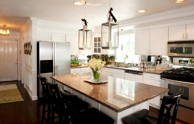 Mirrored Kitchen Backsplashes
 8 Mirror Types for a Fantastic Kitchen Backsplash