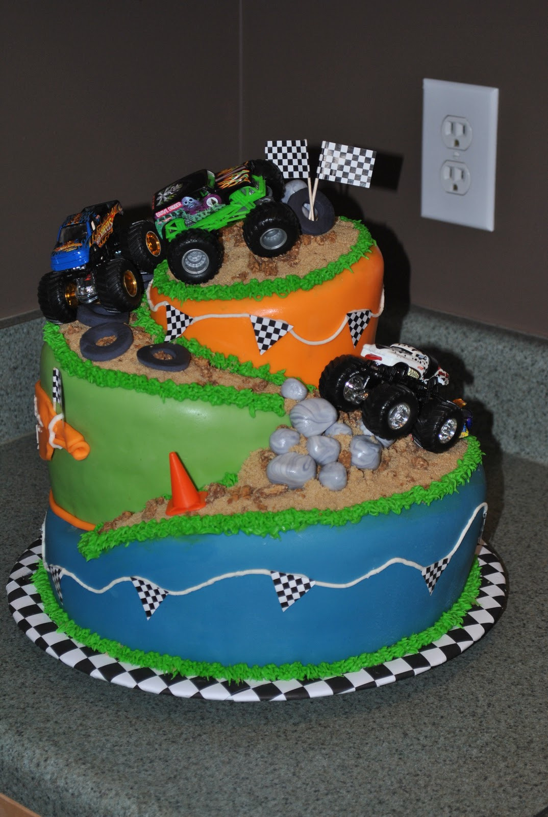 Monster Truck Birthday Cakes
 Hope s Sweet Cakes Cakes Cakes and More Cakes