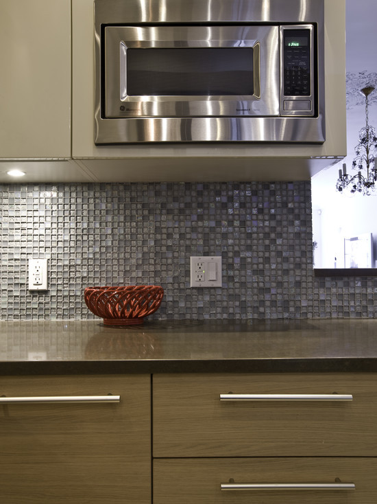Mosaic Kitchen Backsplash Ideas
 Shell Mosaic Tiles Black & White Mother of Pearl Tile