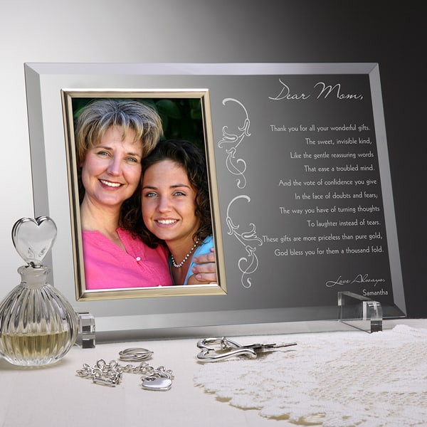 Mother 70Th Birthday Gift Ideas
 60th Birthday Gift ideas for Mom 35 Gifts She ll Love