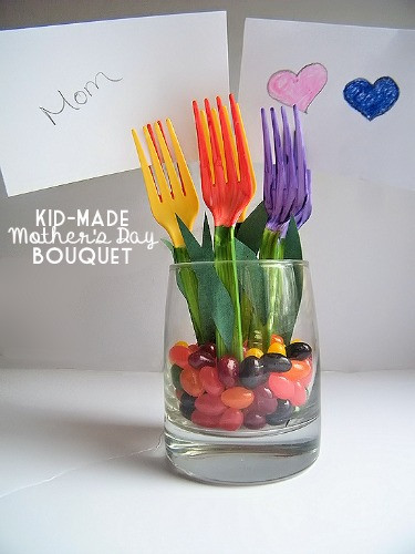 Mother'S Day Kid Craft Gift Ideas
 25 Mother s Day Crafts for Kids to Easily Create for Mom
