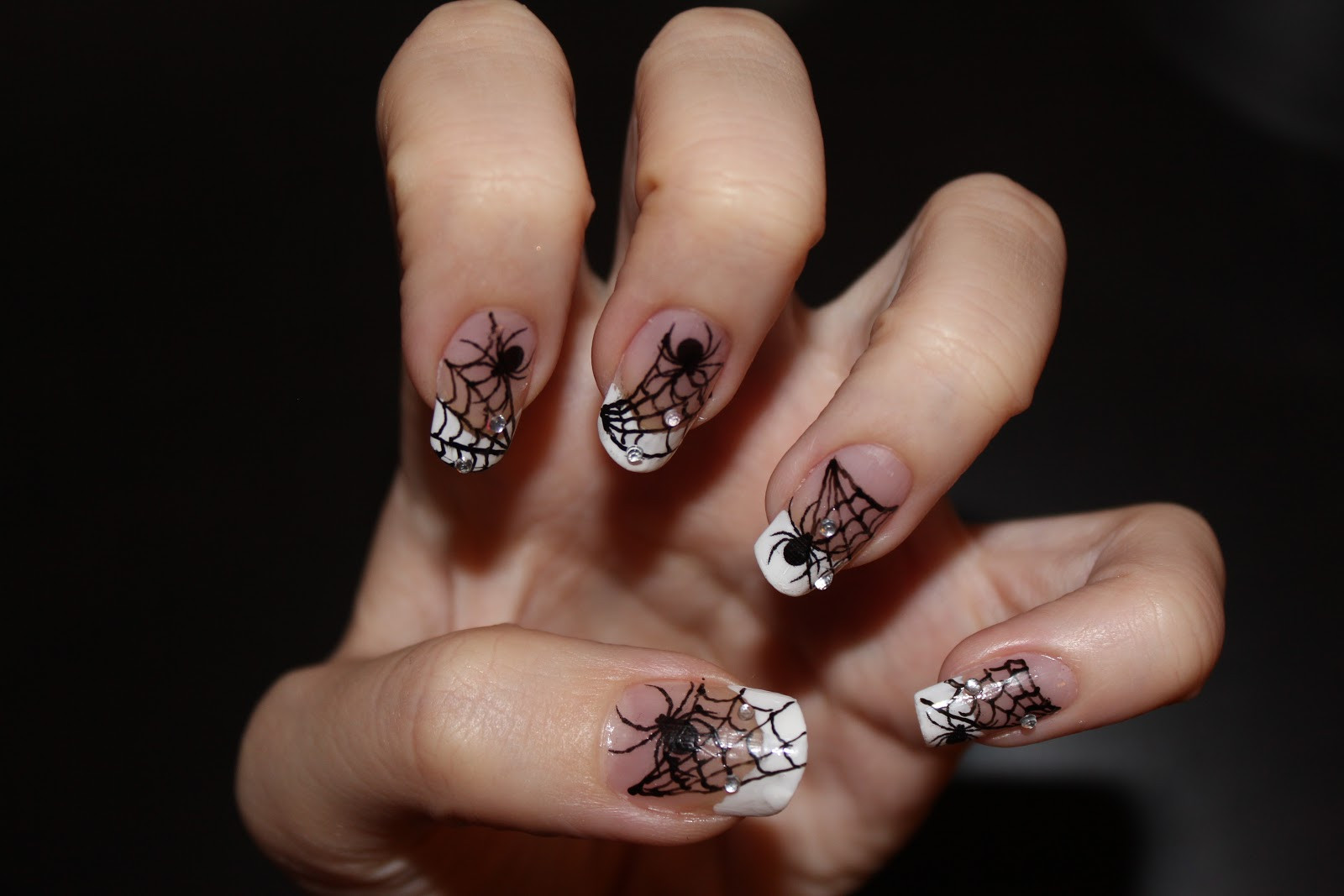 Nail Art Websites
 Nail Design Nail Design Spider on web Nail art pen