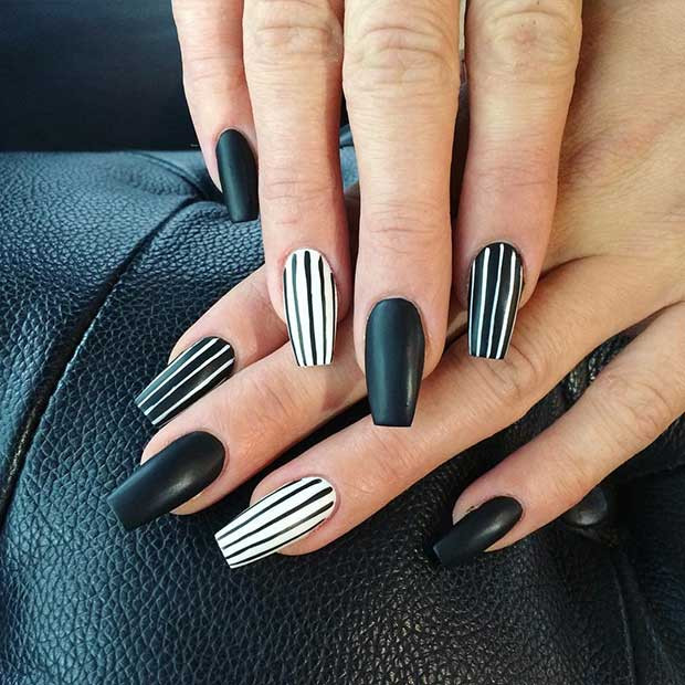 Nail Designs With Stripes
 25 Edgy Black Nail Designs