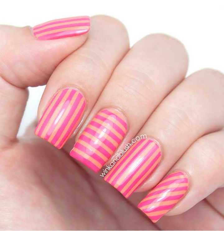 Полосы на ногтях вертикальные о чем. Ногти с полосками. Маникюр розовый с полосками. Полосатые ногти. Розовый полосатый маникюр.