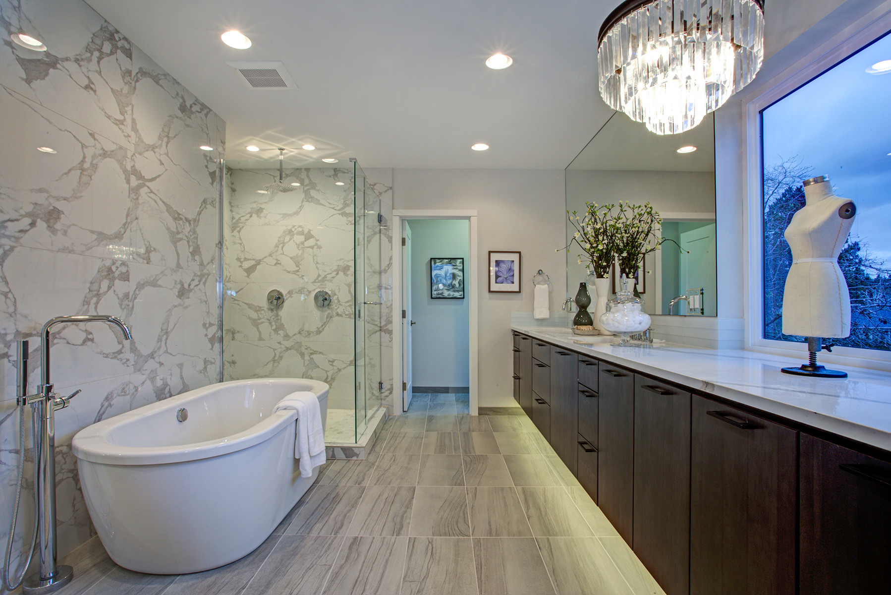 New Bathroom Designs
 Design Trends Bubbling Up in New Bathrooms