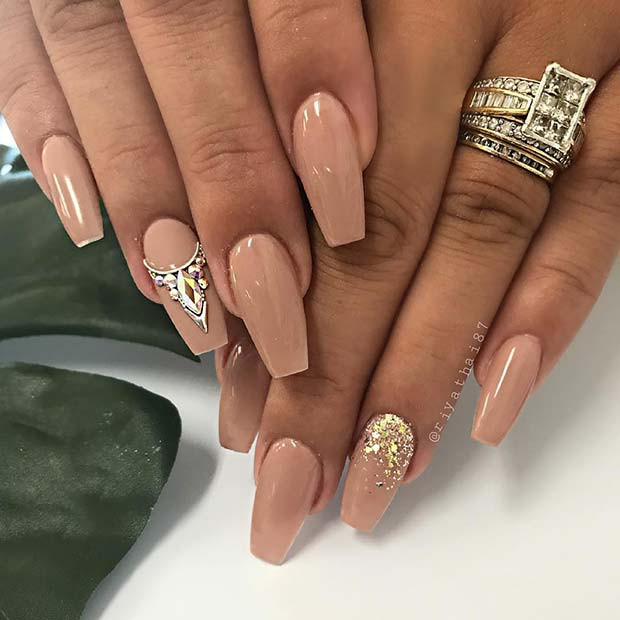 Nude Nails With Gold Glitter
 21 Pretty Nude Coffin Nails That Anyone Can Pull f