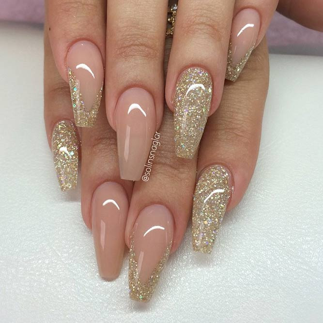 Nude Nails With Gold Glitter
 27 Best Nail Polish Trends from the Runways for Spring 2018