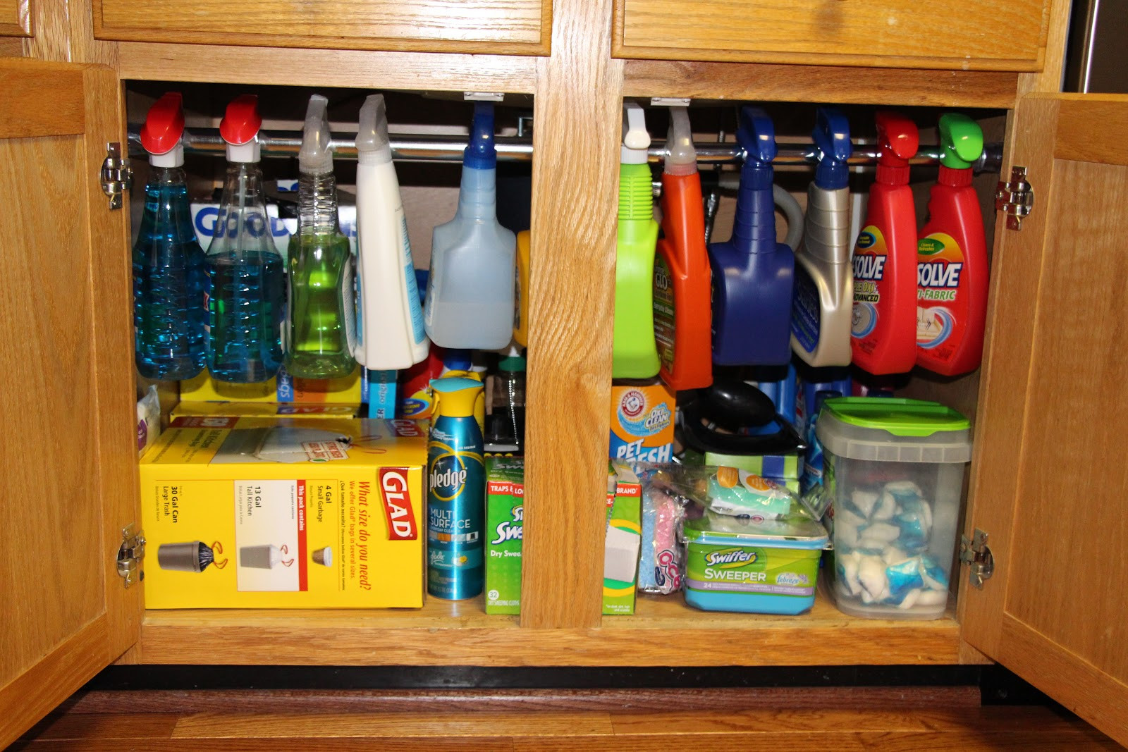 Organize Under Kitchen Sink
 10 Ideas to Organize Your Kitchen in a Snap