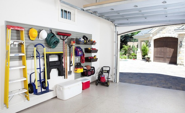 Organize Your Garage
 Simple Ideas to Organize your Winter Garage