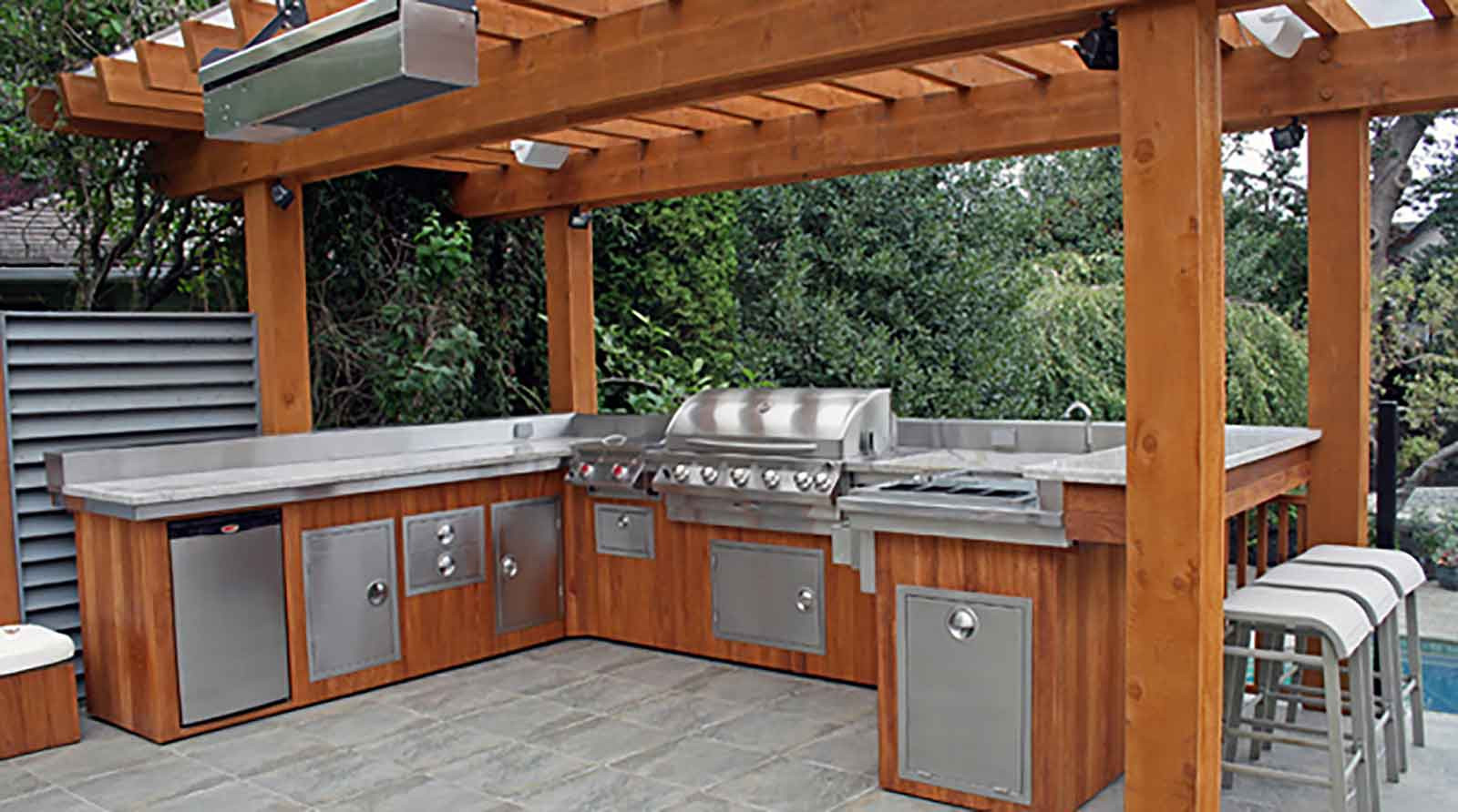 Outdoor Kitchen Cabinet Ideas
 Custom Designed Outdoor Kitchens