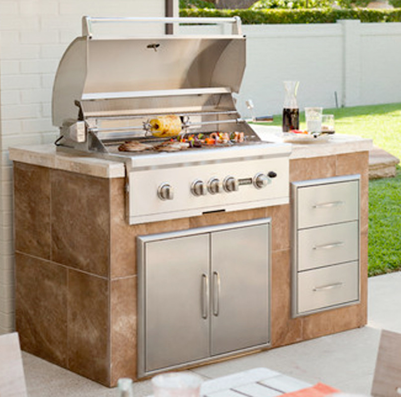 Outdoor Kitchen Gas Grills
 Gas Grills by Coyote Paradise Outdoor Kitchens • Outdoor