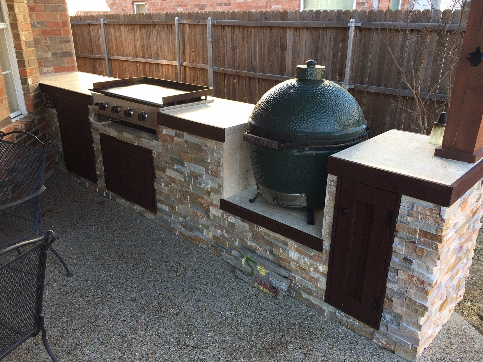 Outdoor Kitchen Griddle
 New Outdoor Kitchen & Covered Patio w Pics — Big Green