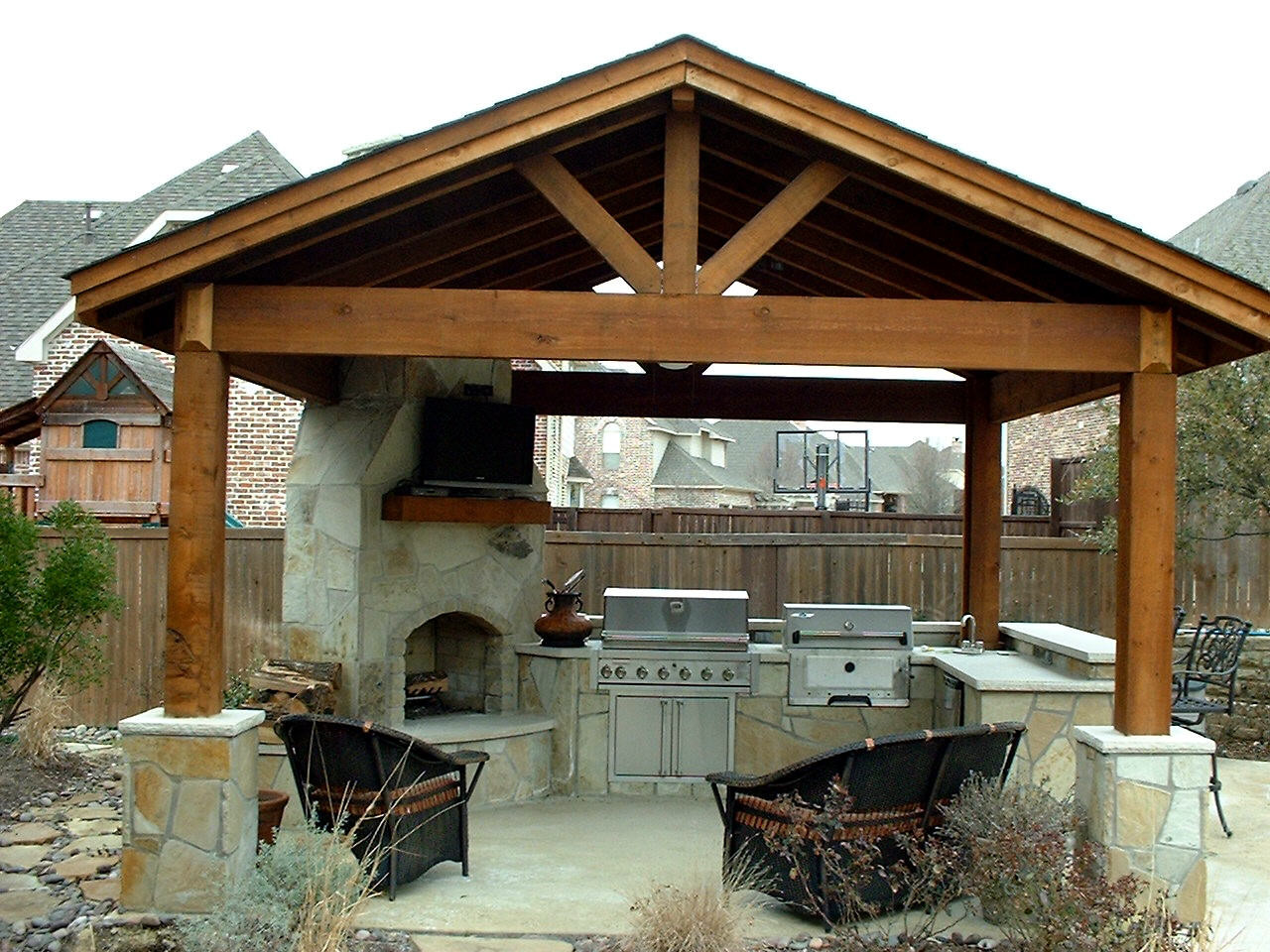 Outdoor Kitchen Patio
 Outdoor Kitchens in St Louis Call Barker & Son at 314