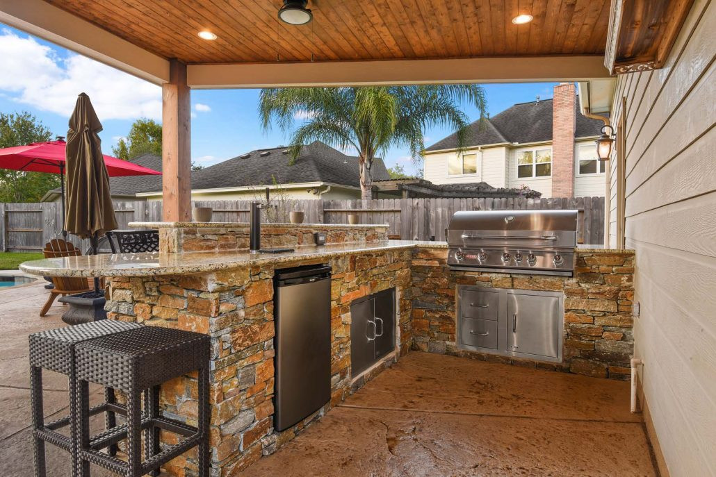 Outdoor Kitchen Pictures
 Allied Outdoor Solutions can help with your pergola and