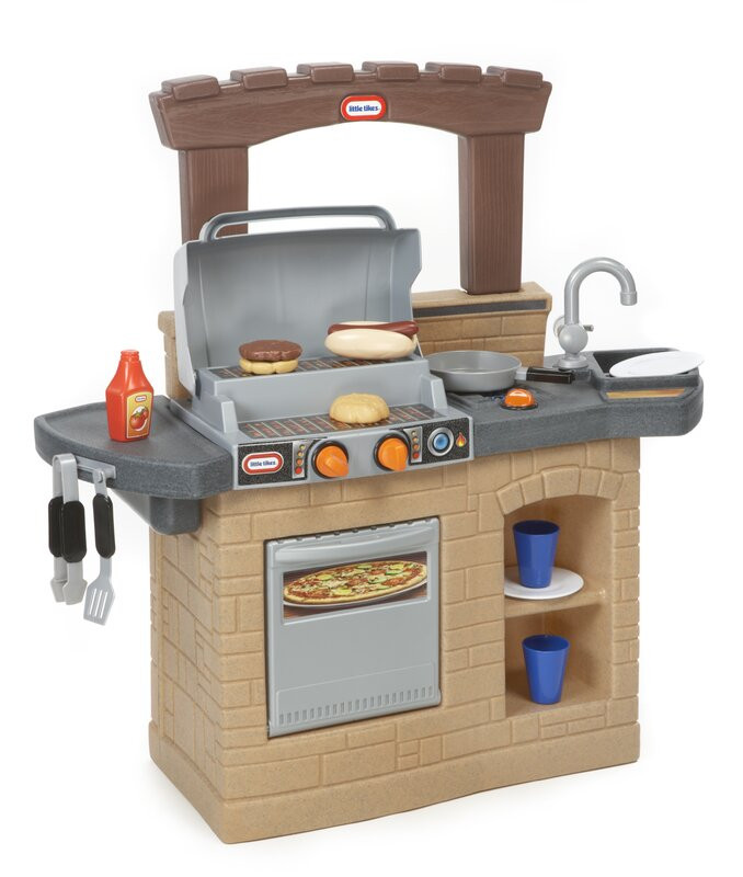 Outdoor Kitchen Set
 Little Tikes Cook n Play Outdoor BBQ™ Kitchen Set