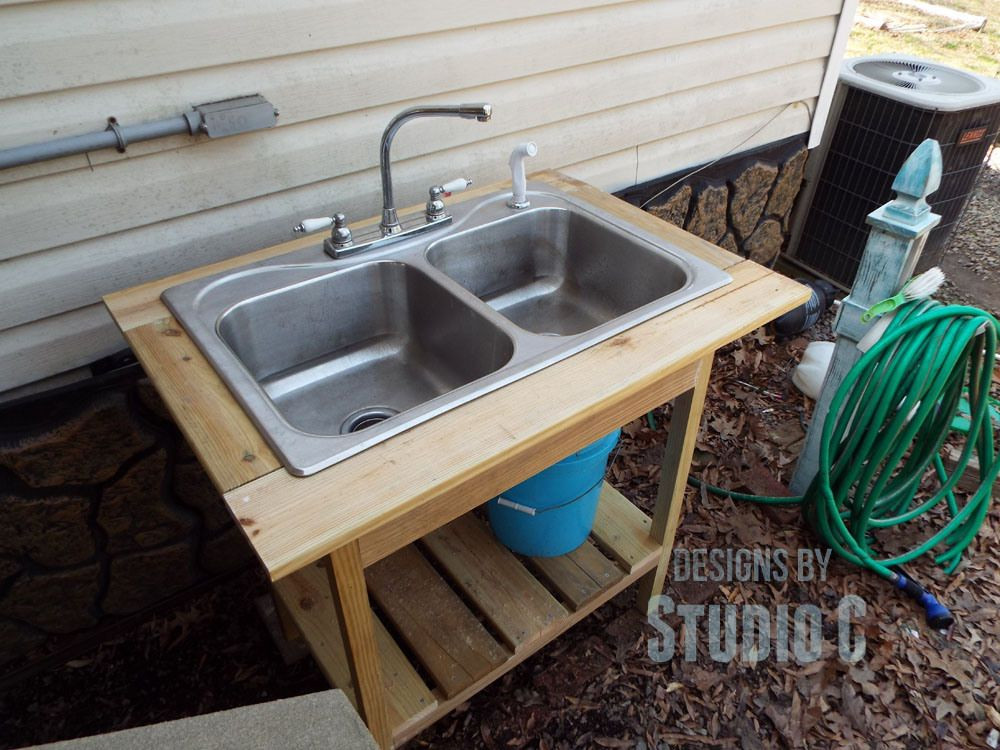 Outdoor Kitchen Sink And Cabinet
 Small Outdoor Kitchen Ideas For Spaces Backyard Sink