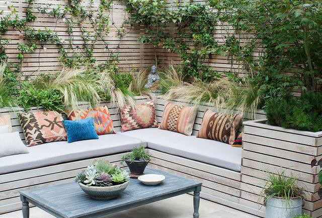 Outdoor Landscape Seating
 10 Outdoor Seating Ideas To Sit Back And Relax This Summer