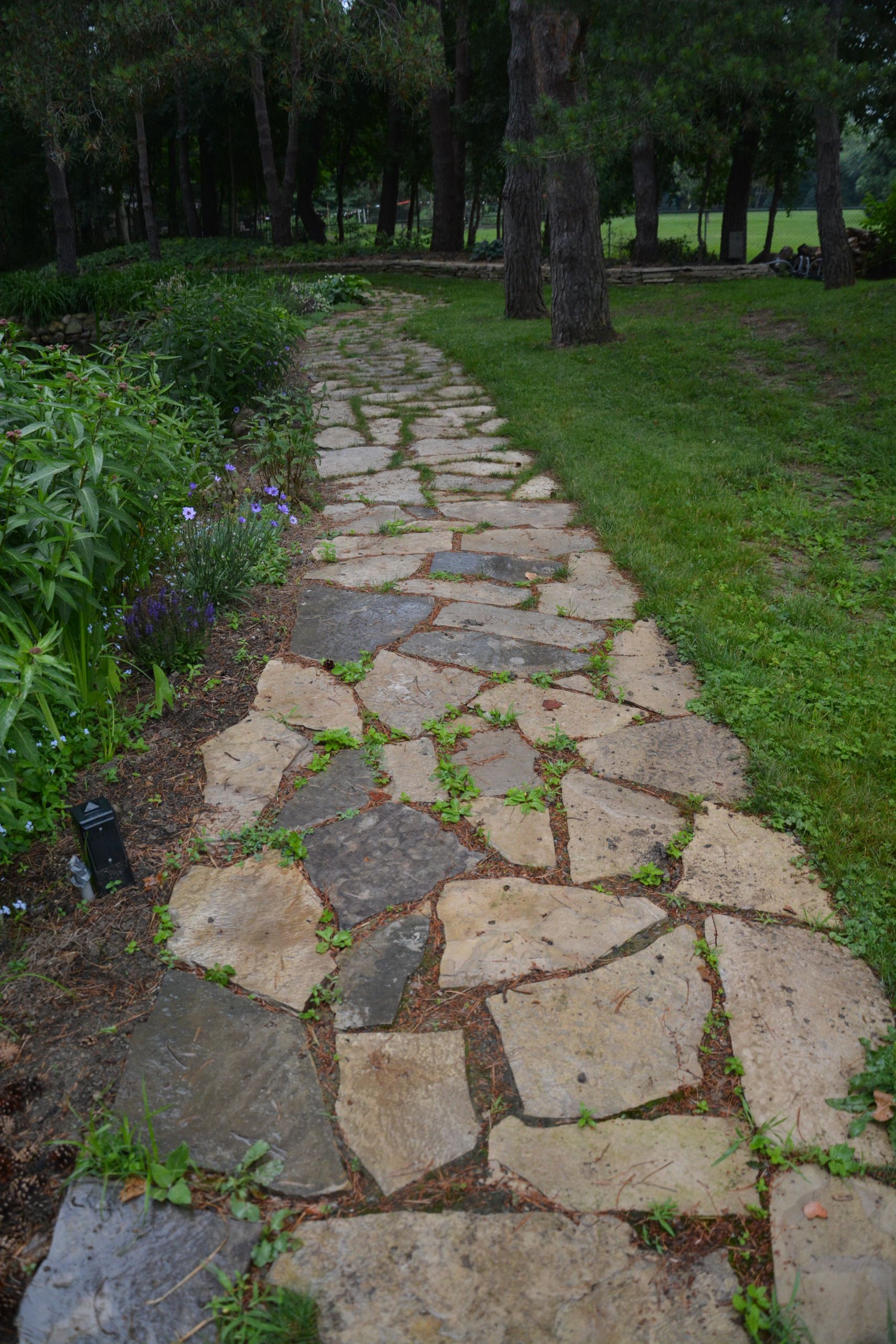 Outdoor Landscape Walkways
 stone walkways