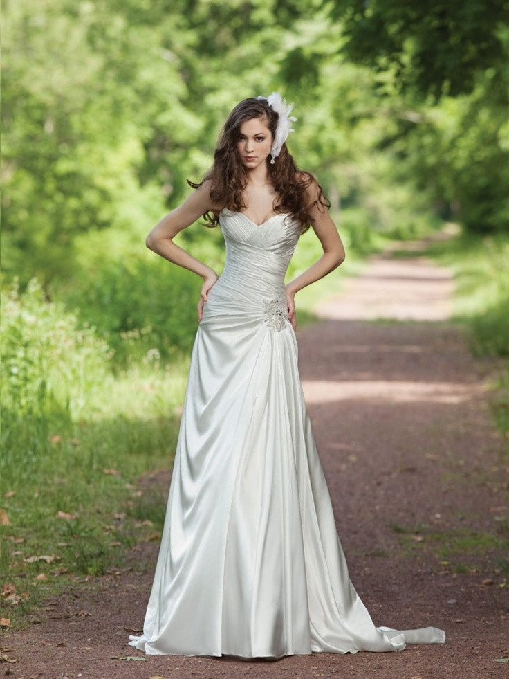 Outside Wedding Dresses
 377 best images about A line Wedding Dresses on Pinterest