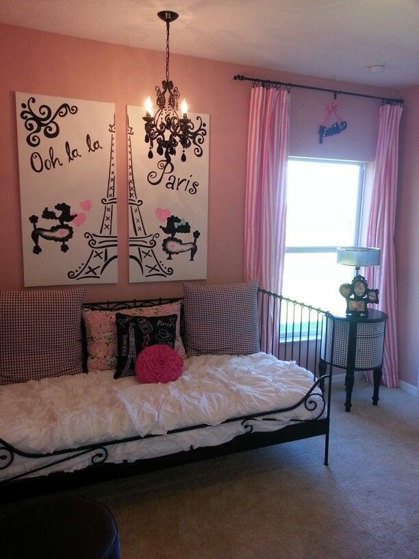 Parisian Bedroom Decorating Ideas
 Girls Paris decorations room probably not for a young