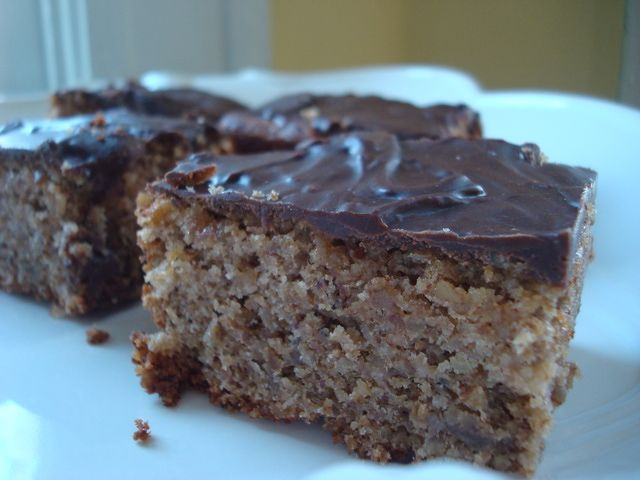 Passover Banana Bread
 Banana Nut Cake With Chocolate Icing