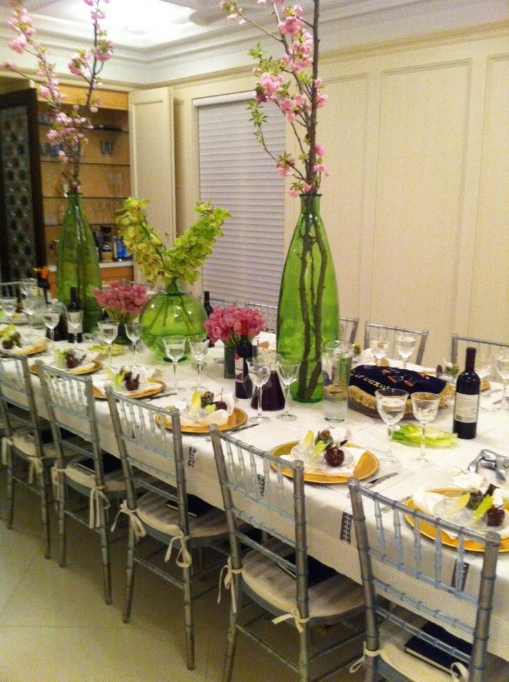Passover Seder Ideas
 passover seder table spring centerpices