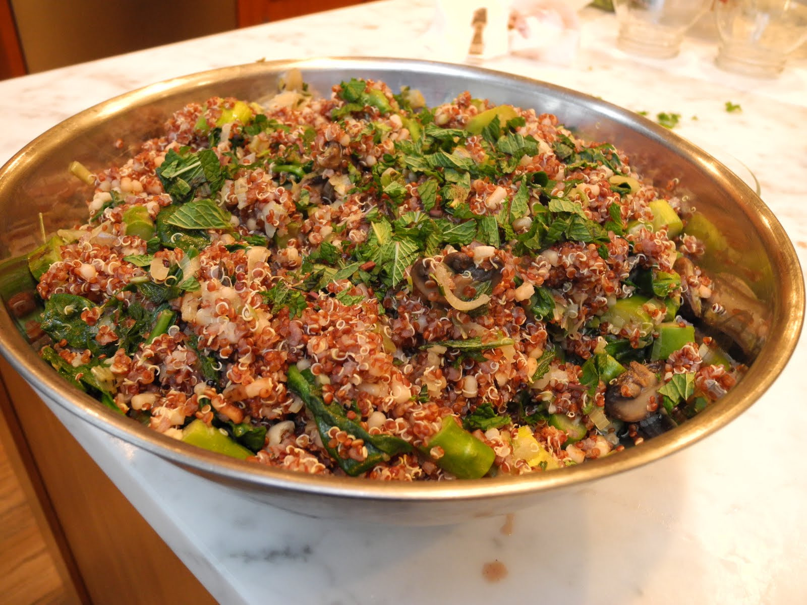 Passover Vegetable Side Dishes
 MUCH ADO ABOUT STUFFING Quinoa and Spring Ve able Pilaf