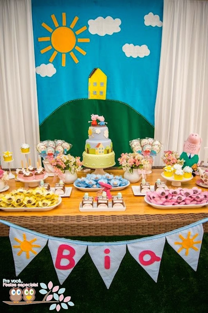 Peppa Pig Birthday Party Decorations
 Kara s Party Ideas Peppa Pig themed birthday party with