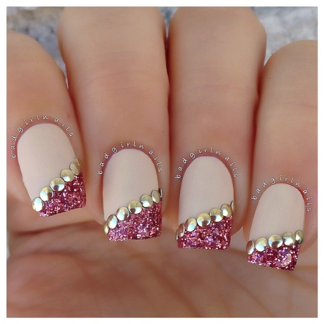 Pink And Gold Glitter Nails
 57 Most Beautiful Glitter Nail Art Design Ideas