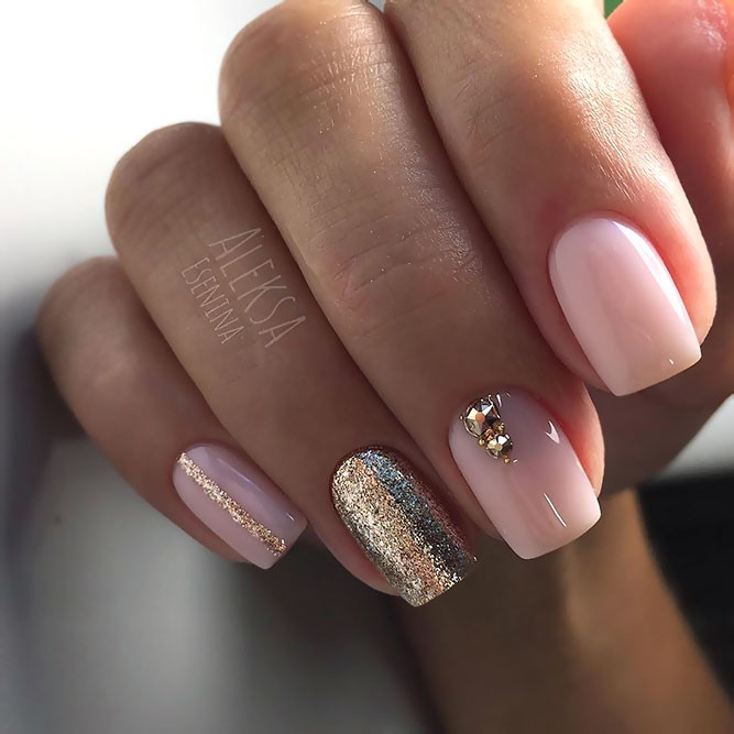Pink And Gold Glitter Nails
 21 Chic Pink And Gold Nails Designs