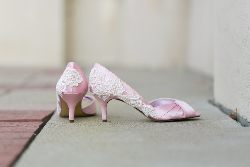 Pink Shoes For Wedding
 Elegant Bridal Style Pink Satin Wedding Shoes Wallpaper
