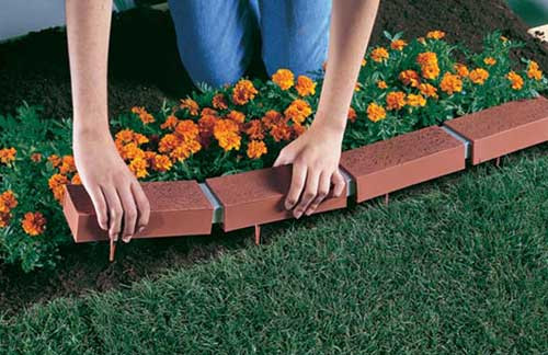 Plastic Landscape Edging
 Driveway and Sidewalk Decorative Outdoor Plastic Brick