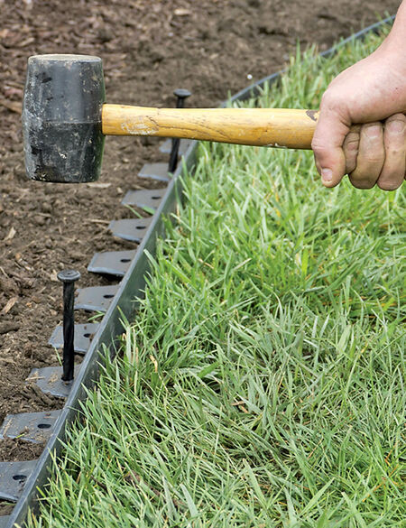 Plastic Landscape Edging
 No Dig Garden Edging EasyFlex™ Landscaping Edging