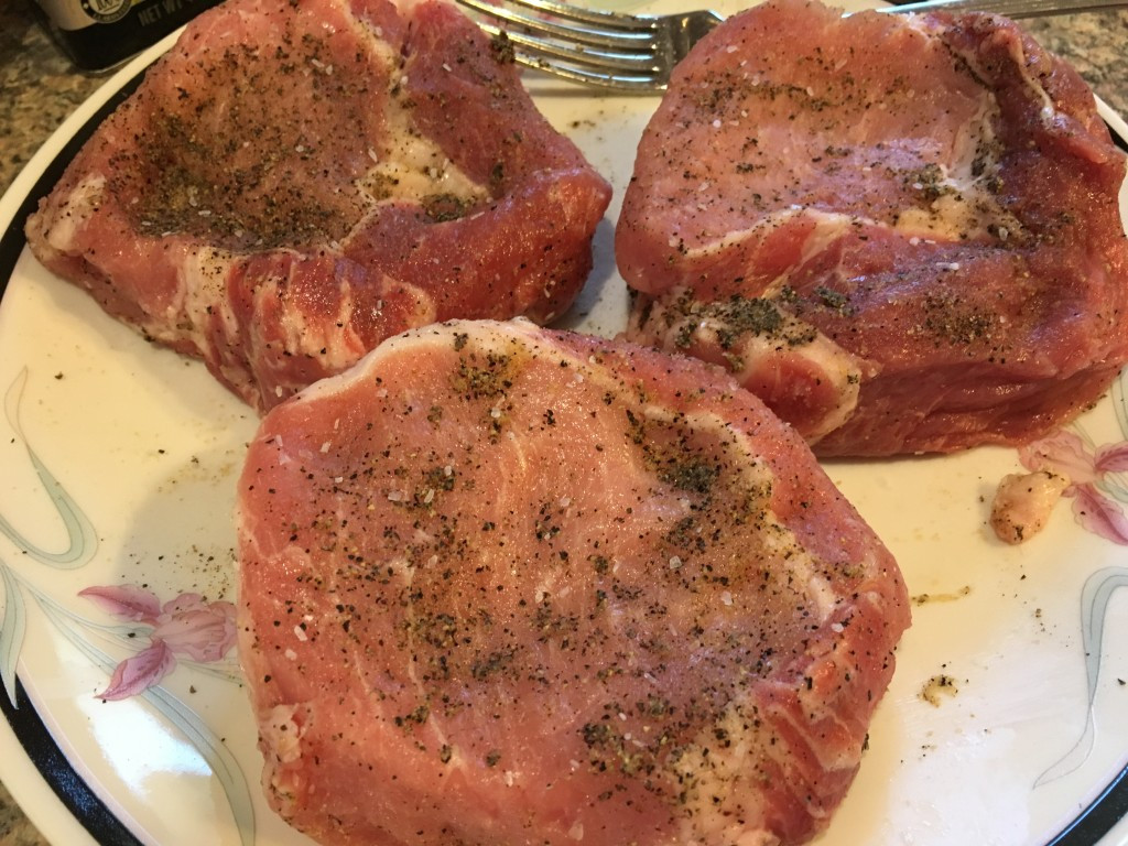 Pork Loin Chops In Oven
 How to Sear and Oven Bake the Perfect Pork Chop – WOMAN