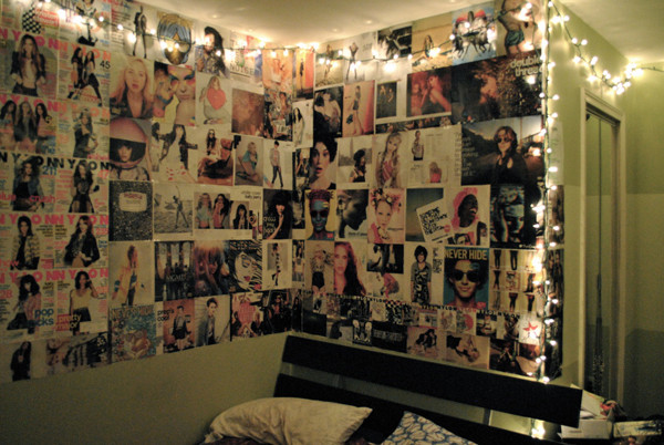 Posters For Bedroom Walls
 20 Punk Rock Bedroom Ideas