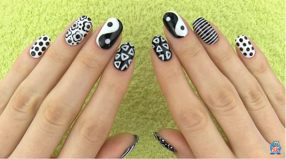 Pretty Nails Comedy
 Black And White Nail Art Designs