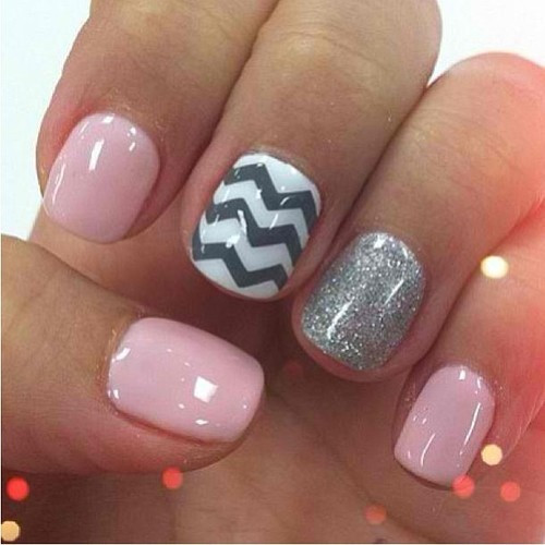 Pretty Short Nails
 15 Sizzling Summer Nail Trends artzycreations
