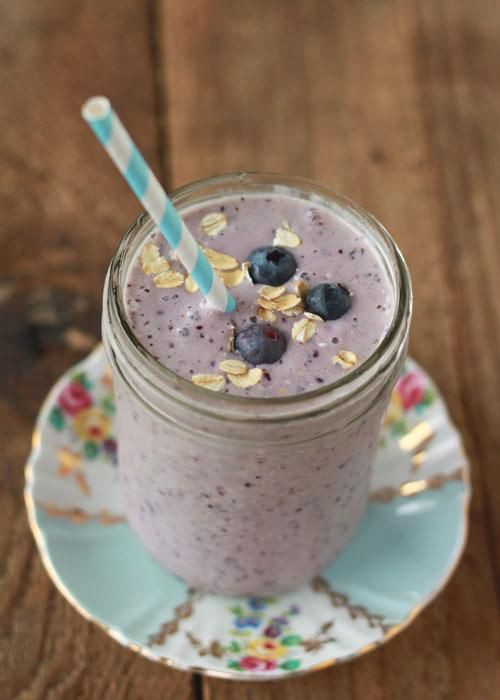 Rolled Oats Smoothie
 Blueberry Oatmeal Smoothie ½ medium frozen banana ½ cup