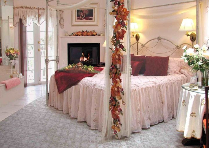 Romantic Bedroom Decoration
 20 Most Romantic Bedroom Decoration Ideas