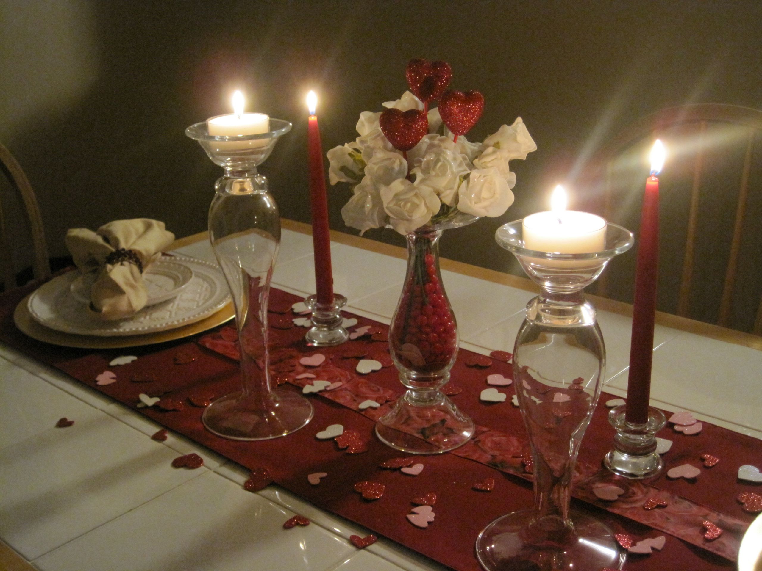 Romantic Valentine Dinners
 Keeppy 100 Ideas for Your Romantic Valentine Dinner