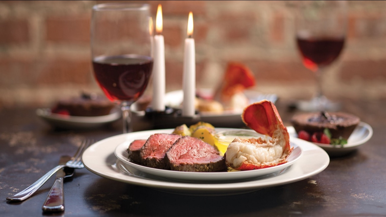 Romantic Valentines Dinners At Home
 Valentine s Day restaurant specials