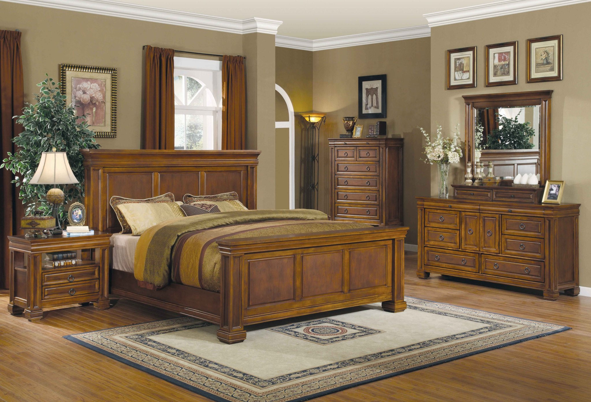 Rustic Bedroom Furniture
 Antique Rustic Bedroom Furniture Wood King and Queen