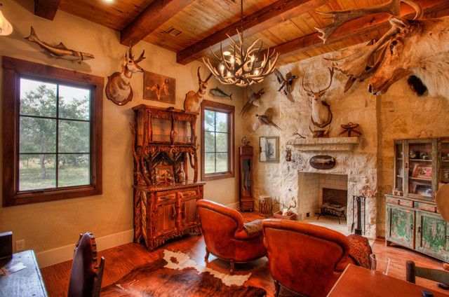 Rustic Elegant Living Room
 Rustic Elegance in Fair Oaks Ranch Rustic Living Room